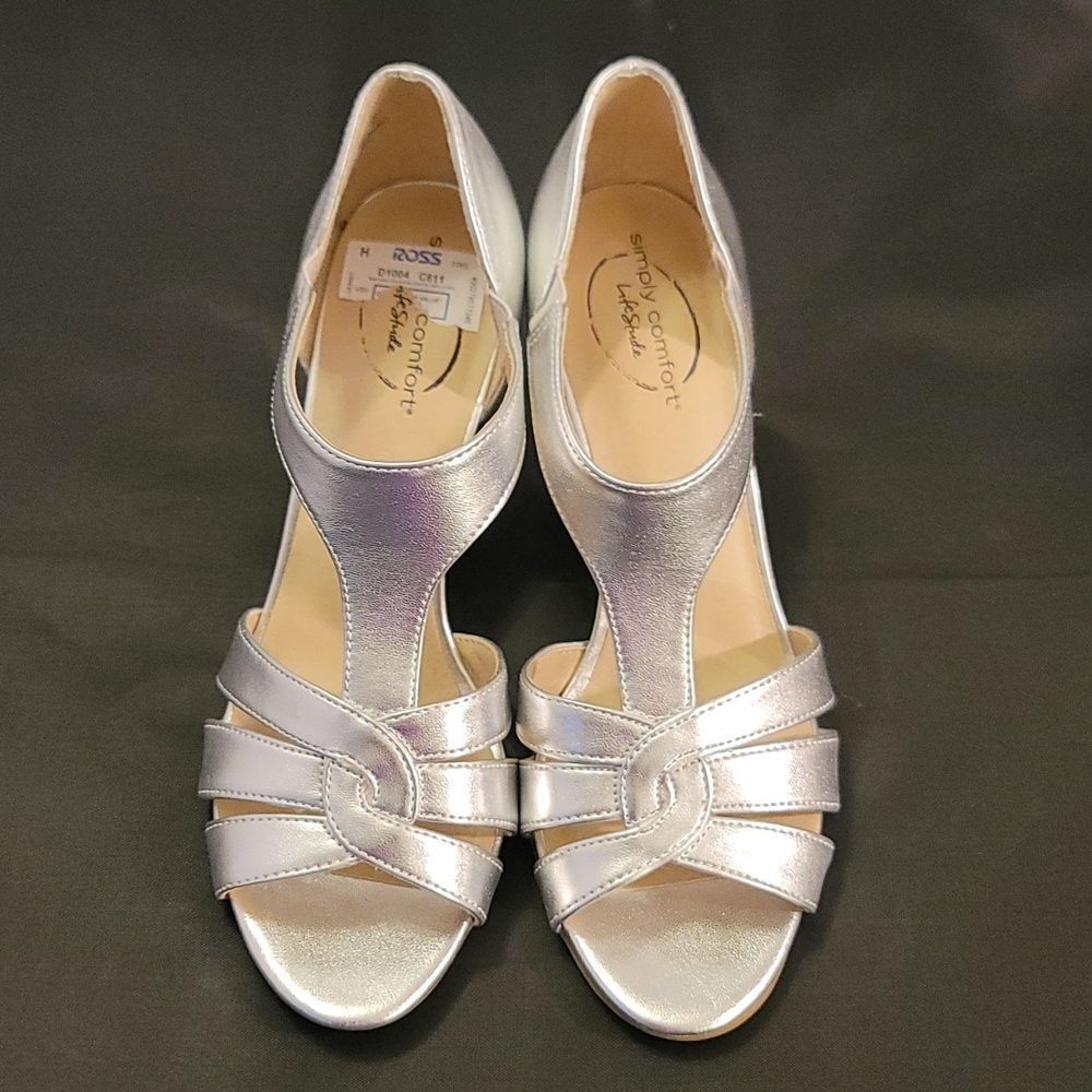 BRAND NEW LIFE STRIDE WOMEN'S LOW BLOCK HEEL SANDAL R3